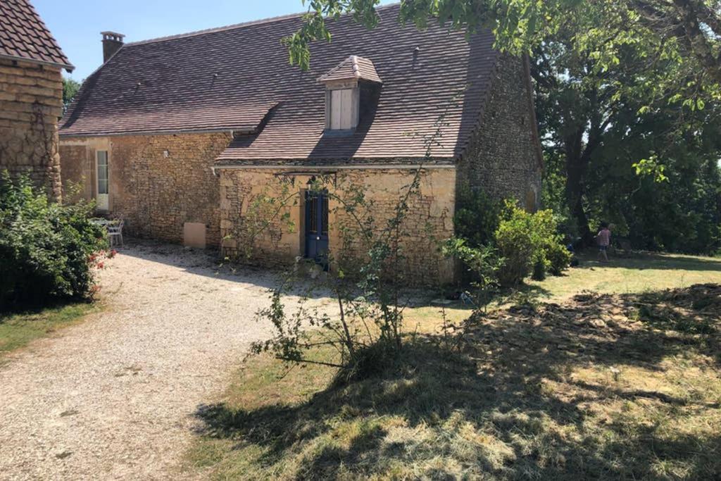 Chez Renou Et Prosperou Maison Typique Du Sarladait Saint-Genies Экстерьер фото